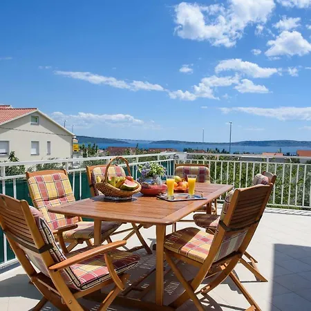 Bakovic - Beautiful View, Near Split & Trogir, Full Ac Casa vacanze