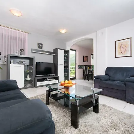 Bakovic Casa de Férias *