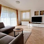 펜션 Bakovic - Beautiful View, Near Split & Trogir, Full Ac Kaštela