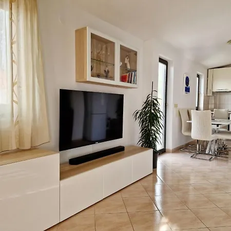 Feriehus Bakovic - Beautiful View, Near Split & Trogir, Full Ac