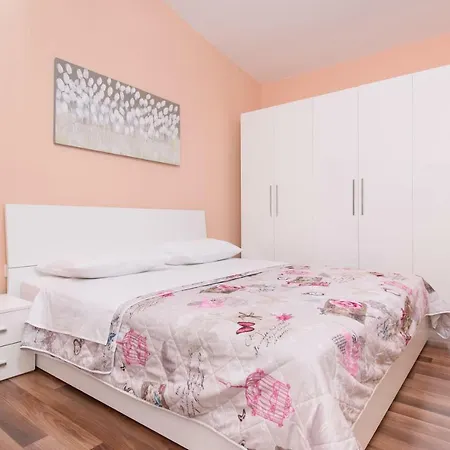 Feriehus Bakovic - Beautiful View, Near Split & Trogir, Full Ac *